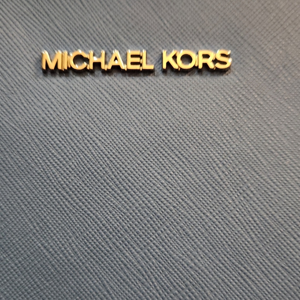 Michael Kors Blue Shoulder Bag - Picture 5 of 10